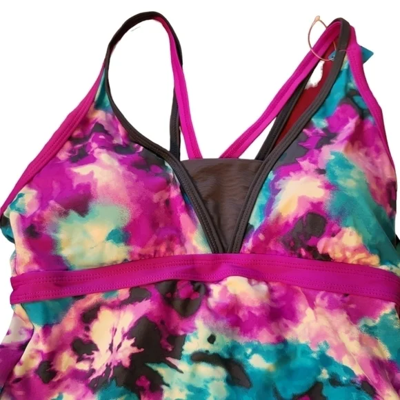 NWT Free Country TikiTieDye Sporty Tankini Small berry and slate colors - Picture 2 of 15